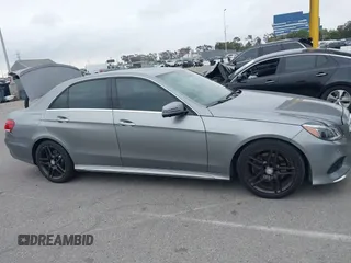 2014 Mercedes-Benz E 350 Sport с VIN WDDHF5KB4EA978604, выставлен на аукционе IAAI как лот 42207547 с пробегом 109 138 миль миль и . История ставок и продаж доступна на DreamBid. Изображение 13.