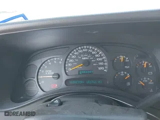 2003 Chevrolet Silverado 1500 LS with VIN 2GCEC19T231309266, listed as a IAAI auction lot 41304199 with 181,761 mi miles. Bid and sale history available at carsss.com. Image 7.