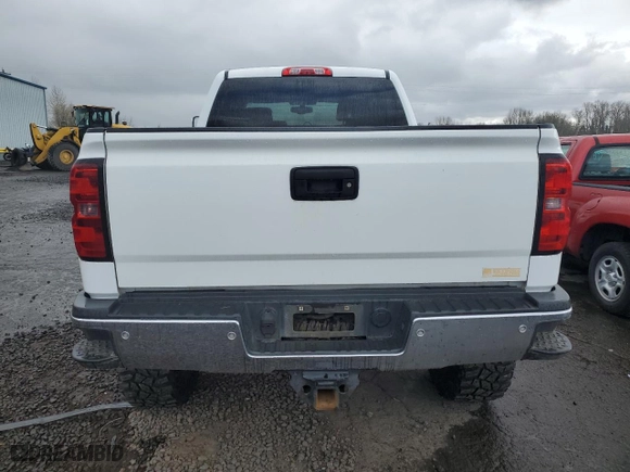 2015 Chevrolet Silverado 2500HD LT with VIN 1GC1KVE85FF174887, listed as a Copart auction lot 47416365 with 128,656 mi miles and Salvage Title. Bid and sale history available at carsss.com. Image 6.