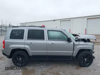 2016 Jeep Patriot High Altitude with VIN 1C4NJPFAXGD810878, listed as a IAAI auction lot 41225029 with 135,681 mi miles and . Bid and sale history available at DreamBid. Image 13.