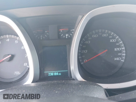 2015 Chevrolet Equinox LT with VIN 2GNALBEK0F1121763, listed as a IAAI auction lot 42012016 with 236,184 mi miles. Bid and sale history available at carsss.com. Image 7.