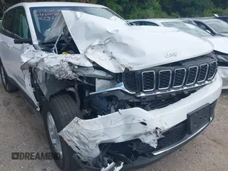 2023 Jeep Grand Cherokee Laredo с VIN 1C4RJHAG1PC641102, выставлен на аукционе IAAI как лот 42457130 с пробегом 50 533 миль миль и . История ставок и продаж доступна на DreamBid. Изображение 6.