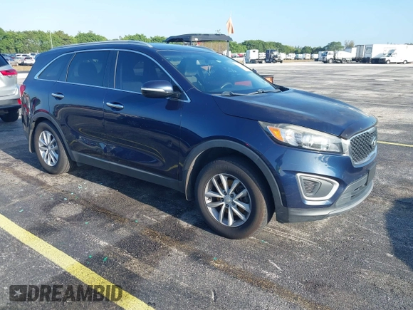 2016 Kia Sorento LX with VIN 5XYPG4A36GG045104, listed as a IAAI auction lot 41922121 with 169,874 mi miles and . Bid and sale history available at carsss.com. Image 1.