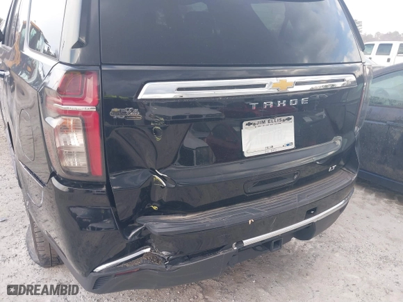 2021 Chevrolet Tahoe LT with VIN 1GNSCNKD8MR248213, listed as a IAAI auction lot 41173322 with 121,393 mi miles. Bid and sale history available at carsss.com. Image 19.