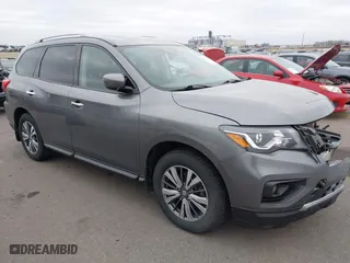 2019 Nissan Pathfinder S with VIN 5N1DR2MM6KC641697, listed as a IAAI auction lot 41126302 with 159,528 mi miles. Bid and sale history available at carsss.com. Image 1.