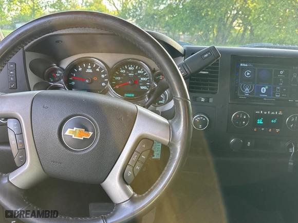 2013 Chevrolet Silverado 1500 LT with VIN 3GCPKSE70DG279722, listed as a Copart auction lot 54273865 with 123,946 mi miles and Clean Title. Bid and sale history available at carsss.com. Image 9.
