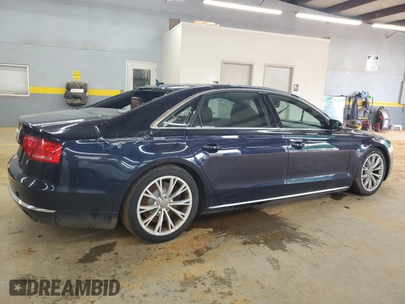 2011 Audi A8 z VIN WAURVAFD4BN005925, wystawiony jako Copart lot #56998325 z przebiegiem 147 449 mil mil oraz Tytuł czysty. Historia ofert i sprzedaży dostępna na DreamBid. Obrazek 3.