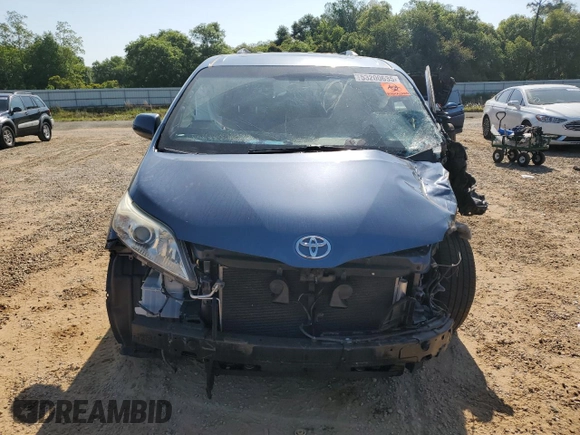 2017 Toyota Sienna XLE Auto Access Seat with VIN 5TDYZ3DC7HS789139, listed as a Copart auction lot 53200635 with Not provided miles and Salvage title. Bid and sale history available at DreamBid. Image 5.