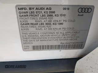 2019 Audi SQ5 Premium Plus z VIN WA1B4AFY4K2002089, wystawiony jako IAAI lot #42126337 z przebiegiem 60 116 mil mil oraz . Historia ofert i sprzedaży dostępna na DreamBid. Obrazek 9.