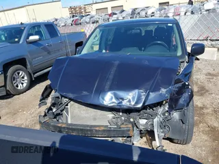 2011 Chrysler Town & Country Touring with VIN 2A4RR5DG4BR614120, listed as a IAAI auction lot 41886641 with 212,414 mi miles. Bid and sale history available at carsss.com. Image 12.