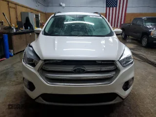 2019 Ford Escape SEL with VIN 1FMCU9HD2KUA16706, listed as a Copart auction lot 72718204 with 42,265 mi miles and Clean Title. Bid and sale history available at carsss.com. Image 5.