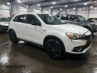 2018 Mitsubishi Outlander ES z VIN JA4AP3AUXJU016309, wystawiony jako Copart lot #58558895 z przebiegiem 68 421 mil mil oraz Szkoda całkowita • Salvage title. Historia ofert i sprzedaży dostępna na DreamBid. Obrazek 4.