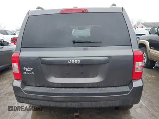 2015 Jeep Patriot Latitude with VIN 1C4NJRFB4FD154986, listed as a IAAI auction lot 41496724 with 131,700 mi miles and . Bid and sale history available at DreamBid. Image 16.