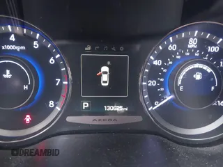 2015 Hyundai Azera • with VIN KMHFG4JG7FA449134, listed as a IAAI auction lot 42024291 with 130,625 mi miles and . Bid and sale history available at carsss.com. Image 12.