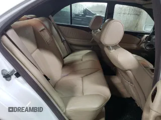 1997 Mercedes-Benz E-Class with VIN WDBJF72F6VA263199, listed as a Copart auction lot 43445715 with 121,444 mi miles and Salvage Title. Bid and sale history available at carsss.com. Image 10.