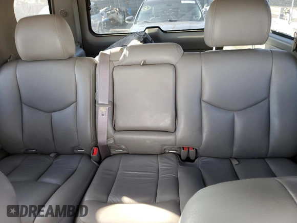2004 Chevrolet Tahoe LT with VIN 1GNEK13Z74R279875, listed as a Copart auction lot 73119224 with 209,897 mi miles and Clean Title. Bid and sale history available at carsss.com. Image 10.