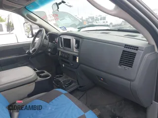 2007 Dodge Ram 2500 ST with VIN 3D7KR28C77G740987, listed as a IAAI auction lot 41871734 with 232,568 mi miles. Bid and sale history available at carsss.com. Image 5.