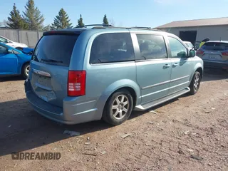 2009 Chrysler Town & Country Touring with VIN 2A8HR54169R577460, listed as a IAAI auction lot 42028839 with 160,692 mi miles and . Bid and sale history available at DreamBid. Image 4.