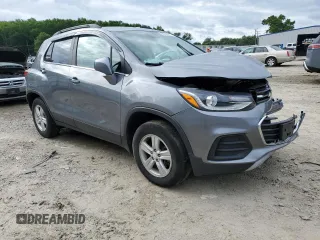 2020 Chevrolet Trax LT with VIN 3GNCJPSB4LL276150, listed as a Copart auction lot 60269245 with 73,689 mi miles and Salvage title. Bid and sale history available at DreamBid. Image 4.