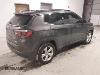 2020 Jeep Compass Latitude with VIN 3C4NJCBB8LT130425, listed as a IAAI auction lot 41475443 with 82,782 mi miles and . Bid and sale history available at carsss.com. Image 4.