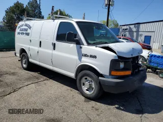 2012 Chevrolet Express Cargo z VIN 1GCWGFCA1C1193688, wystawiony jako Copart lot #54392185 z przebiegiem 133 617 mil mil oraz Szkoda całkowita • Salvage title. Historia ofert i sprzedaży dostępna na DreamBid. Obrazek 4.