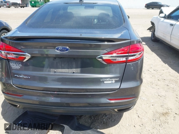 2019 Ford Fusion Titanium with VIN 3FA6P0D9XKR152617, listed as a IAAI auction lot 42209470 with 135,956 mi miles and . Bid and sale history available at DreamBid. Image 17.