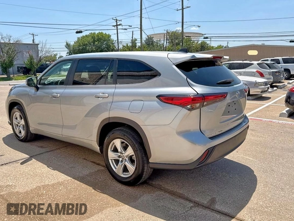 2023 Toyota Highlander L with VIN 5TDKDRAH1PS526764, listed as a Copart auction lot 67452805 with 9,841 mi miles and Clean title. Bid and sale history available at DreamBid. Image 3.