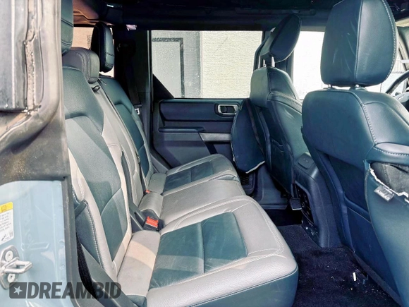 2022 Ford Bronco с VIN 1FMEE5DP3NLB62749, выставлен на аукционе Copart как лот 60267875 с пробегом 60 062 миль миль и Списание • Salvage title. История ставок и продаж доступна на DreamBid. Изображение 6.