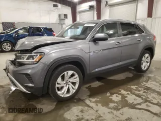 2021 Volkswagen Atlas SEL with VIN 1V2BE2CA1MC220695, listed as a Copart auction lot 55622425 with 48,636 mi miles and Salvage title. Bid and sale history available at DreamBid. Image 1.