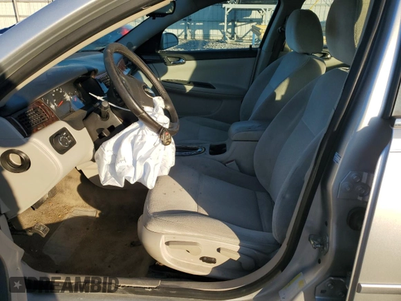 2014 Chevrolet Impala LT with VIN 2G1WB5E38E1180384, listed as a Copart auction lot 48413485 with 271,356 mi miles and Salvage Title. Bid and sale history available at DreamBid. Image 7.