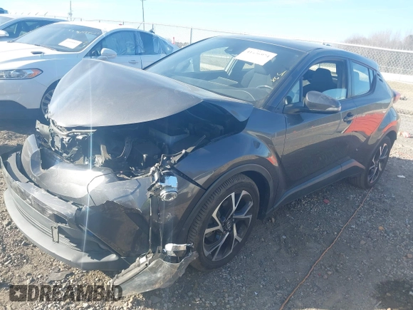 2018 Toyota C-HR XLE z VIN NMTKHMBX6JR044116, wystawiony jako IAAI lot #41446974 z przebiegiem 67 346 mil mil oraz . Historia ofert i sprzedaży dostępna na DreamBid. Obrazek 17.