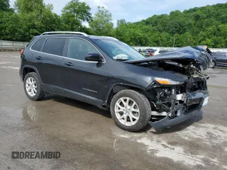 2016 Jeep Cherokee Altitude z VIN 1C4PJLCB3GW209573, wystawiony jako Copart lot #59858895 z przebiegiem 112 186 mil mil oraz Szkoda całkowita • Salvage title. Historia ofert i sprzedaży dostępna na DreamBid. Obrazek 4.