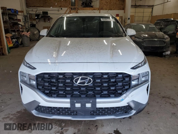 2022 Hyundai Santa Fe SE with VIN 5NMS1DAJ8NH411867, listed as a Copart auction lot 82847474 with 29,518 mi miles and Salvage Title. Bid and sale history available at DreamBid. Image 5.