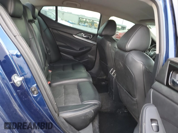 2018 Nissan Maxima SV with VIN 1N4AA6AP4JC368431, listed as a Copart auction lot 62322155 with 150,297 mi miles and Salvage title. Bid and sale history available at DreamBid. Image 10.