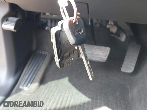 2017 Chevrolet Silverado 1500 LT with VIN 3GCUKREC3HG351205, listed as a IAAI auction lot 41961127 with 71,653 mi miles and . Bid and sale history available at DreamBid. Image 11.