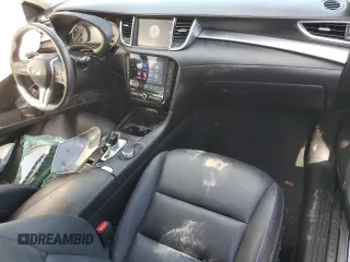 2019 Infiniti QX50 Luxe with VIN 3PCAJ5M19KF123138, listed as a Copart auction lot 61367315 with 117,826 mi miles and Salvage title. Bid and sale history available at DreamBid. Image 8.
