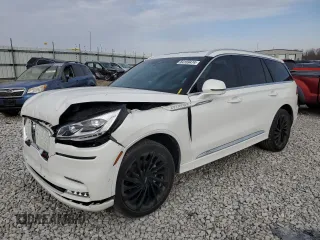 2022 Lincoln Aviator Reserve with VIN 5LM5J7XC4NGL02295, listed as a Copart auction lot 84169474 with 32,811 mi miles and Salvage title. Bid and sale history available at DreamBid. Image 1.
