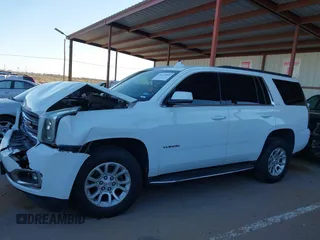 2017 GMC Yukon SLE with VIN 1GKS1AKC5HR314970, listed as a IAAI auction lot 41671049 with 117,126 mi miles. Bid and sale history available at carsss.com. Image 14.