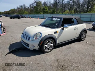 2011 MINI Convertible с VIN WMWZN3C55BT133563, выставлен на аукционе Copart как лот 57984335 с пробегом 78 972 миль миль и Чистый • Clean title. История ставок и продаж доступна на DreamBid. Изображение 1.