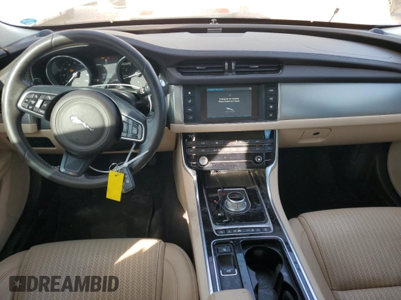 2016 Jaguar XF 35t Prestige with VIN SAJBE4BV1GCY17708, listed as a Copart auction lot 81495844 with 130,321 mi miles and Salvage Title. Bid and sale history available at carsss.com. Image 8.