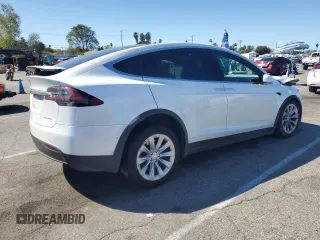 2020 Tesla Model X Long Range with VIN 5YJXCAE26LF270135, listed as a Copart auction lot 49711735 with Not Provided miles and Salvage Title. Bid and sale history available at carsss.com. Image 3.