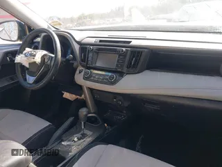 2017 Toyota RAV4 XLE с VIN 2T3WFREV3HW403849, выставлен на аукционе IAAI как лот 41815145 с пробегом 31 233 миль миль и . История ставок и продаж доступна на DreamBid. Изображение 5.