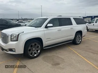 2016 GMC Yukon XL Denali with VIN 1GKS1HKJ9GR251975, listed as a Copart auction lot 54048895 with 171,999 mi miles and Clean Title. Bid and sale history available at carsss.com. Image 2.