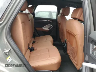 2024 Audi Q3 S line Premium Plus z VIN WA1EECF33R1019380, wystawiony jako Copart lot #80715474 z przebiegiem 6 651 mil mil oraz Szkoda całkowita • Salvage title. Historia ofert i sprzedaży dostępna na DreamBid. Obrazek 12.