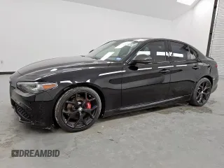 2019 Alfa Romeo Giulia Ti Sport z VIN ZARFAMBN3K7622843, wystawiony jako Copart lot #57133925 z przebiegiem 50 540 mil mil oraz Czysty tytuł • Clean title. Historia ofert i sprzedaży dostępna na DreamBid. Obrazek 1.