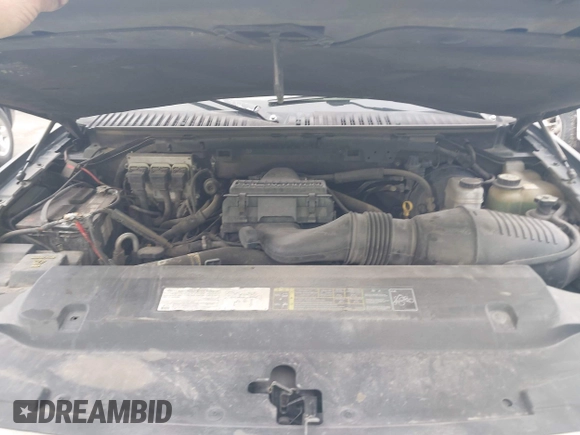 2005 Ford Expedition Eddie Bauer with VIN 1FMFU18525LA94923, listed as a IAAI auction lot 42040884 with 231,064 mi miles and . Bid and sale history available at DreamBid. Image 10.