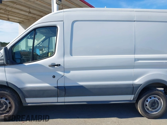 2018 Ford Transit with VIN 1FTYR1CM3JKA35165, listed as a IAAI auction lot 41481414 with 90,570 mi miles and . Bid and sale history available at DreamBid. Image 14.