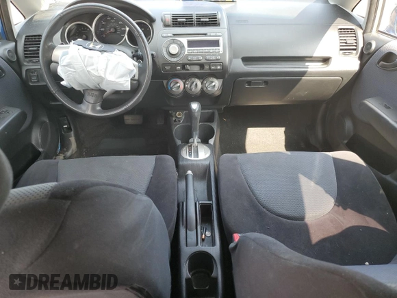 2007 Honda Fit Sport with VIN JHMGD38647S047784, listed as a Copart auction lot 68098994 with 0 mi miles and Salvage Title. Bid and sale history available at carsss.com. Image 8.