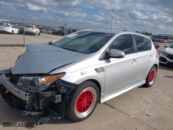 2018 Toyota Corolla iM with VIN JTNKARJE1JJ570200, listed as a IAAI auction lot 41534115 with NaN miles. Bid and sale history available at carsss.com. Image 18.