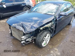 2018 Mercedes-Benz E 300 z VIN WDDZF4KB7JA432582, wystawiony jako IAAI lot #42220866 z przebiegiem 52 437 mil mil oraz . Historia ofert i sprzedaży dostępna na DreamBid. Obrazek 6.